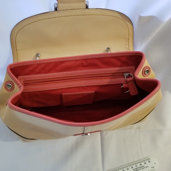 •	Limited Coach Leather Vachetta Satchel Rare!!!!! - Picture 4 of 8